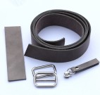3 cm breiter Lederriemen, warmes grau, Set für die Tasche Nepal 3 cm breiter Lederriemen, warmes grau, Set für die Tasche Nepal